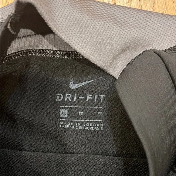 Bundle: Nike Boys Black and Gray Long Sleeve Tees - Picture 3 of 8